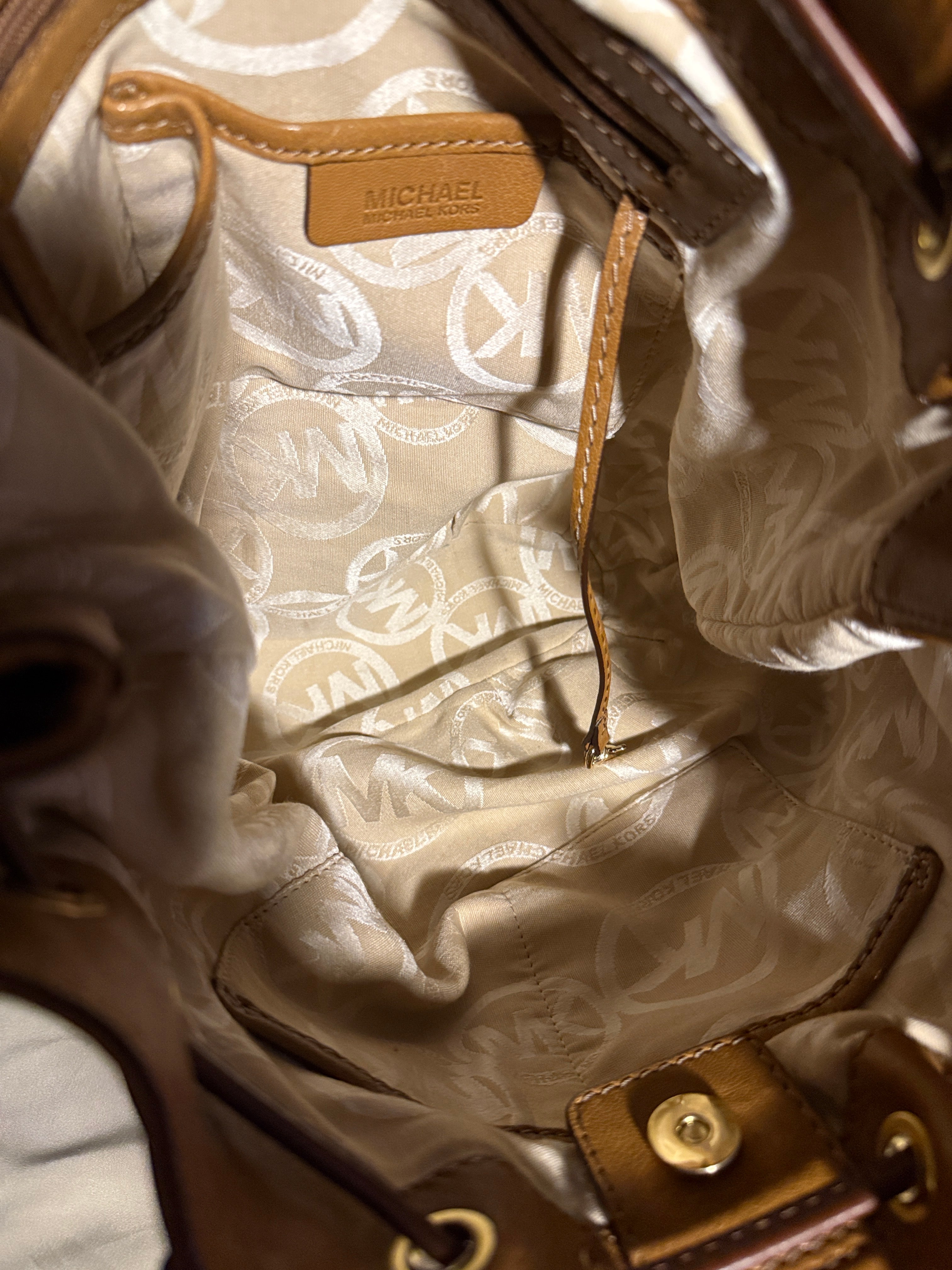 Michael Michael Kors Drawstring Shoulder Bag