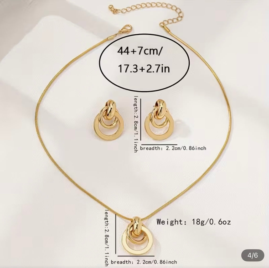 Gold Necklace & Earring Set