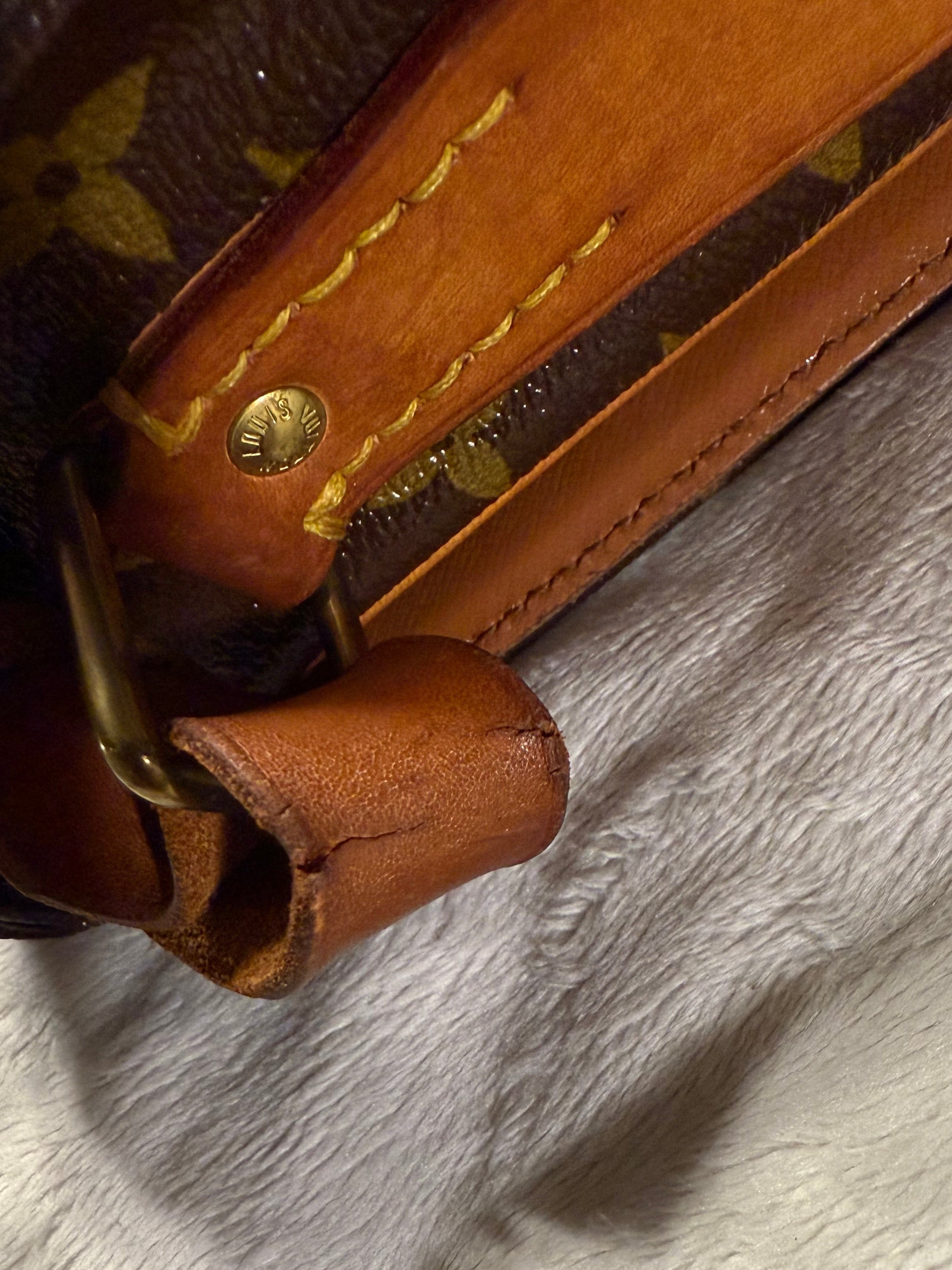 Louis Vuitton Cartouchiere GM Shoulder Bag